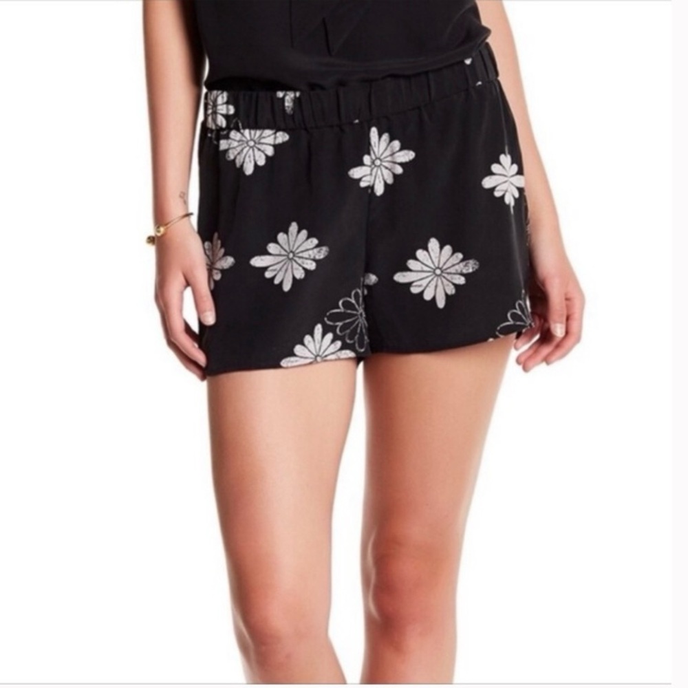 Equipment FEMME Black 100% Silk Shorts with White Floral Print - Size XS